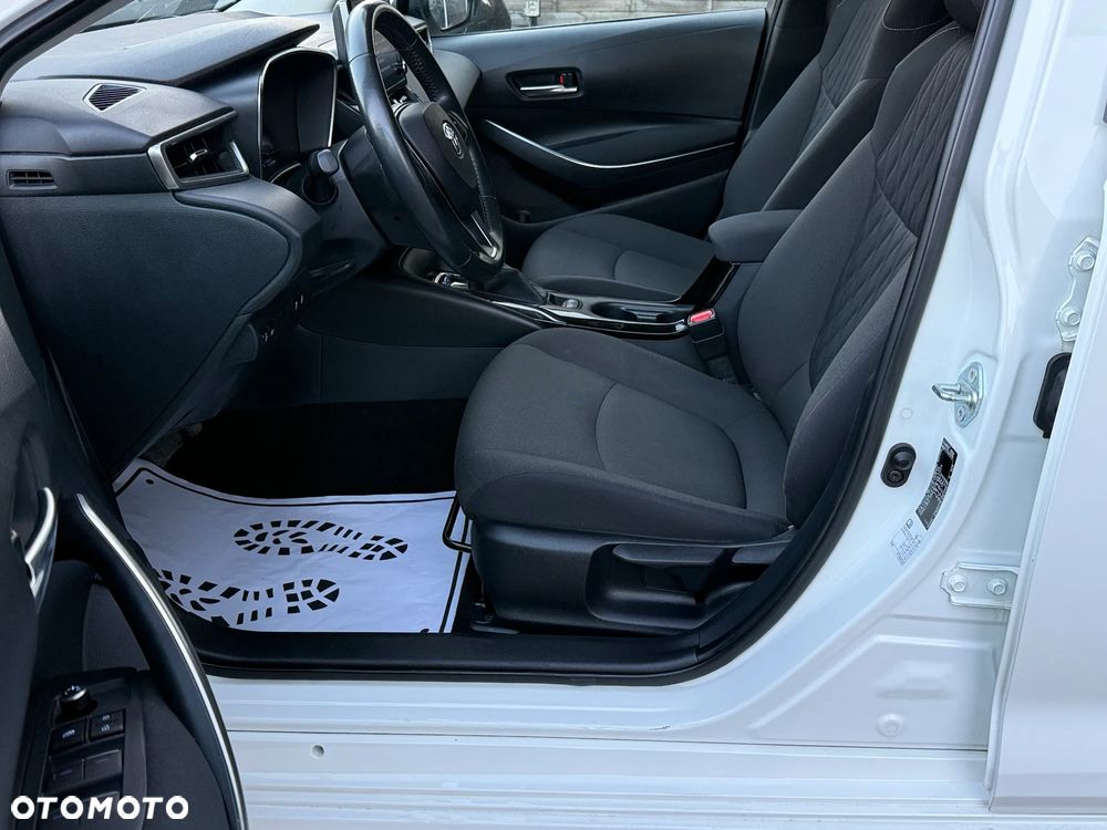 Toyota Corolla 1.8 Hybrid Comfort - 16