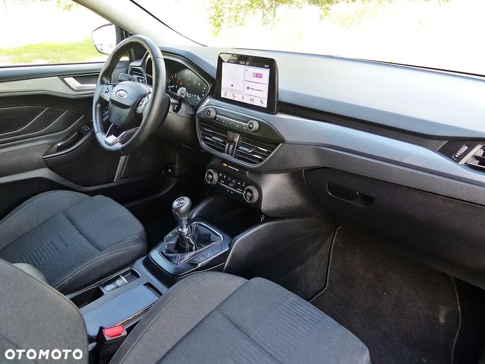 Ford Focus 1.0 EcoBoost Hybrid ACTIVE STYLE - 24