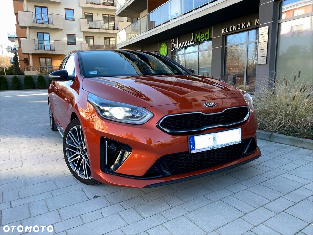Kia ProCeed 1.4 T-GDI DCT7 OPF GT LINE - 22