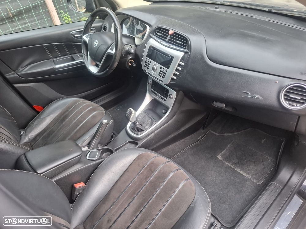 Lancia Delta 1.6 M-Jet Platino - 8