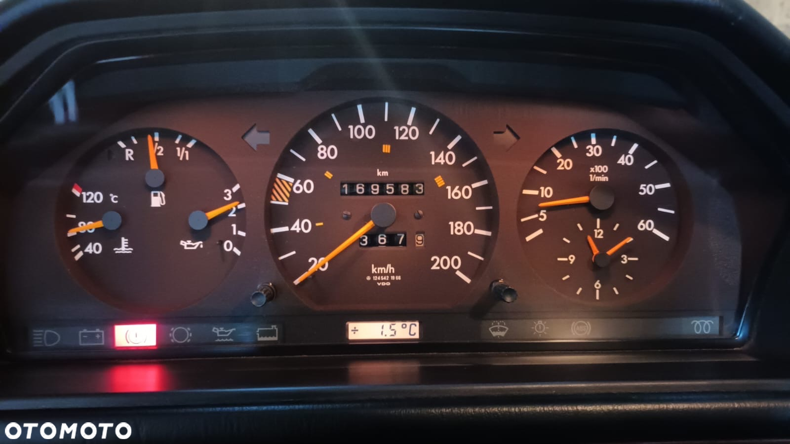 Mercedes-Benz W124 (1984-1993) - 36