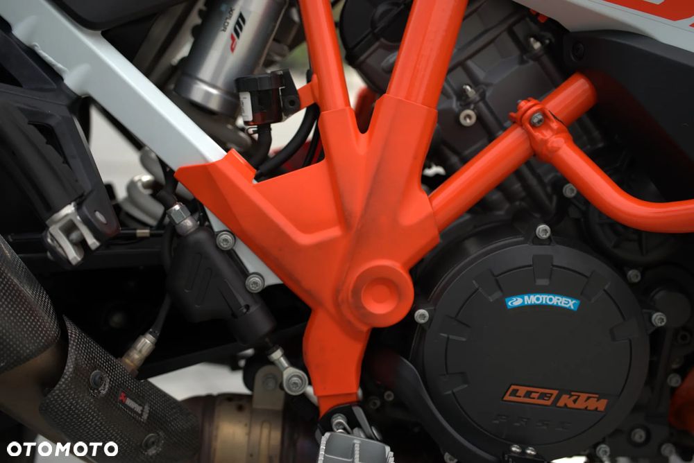 KTM Super Adventure - 21