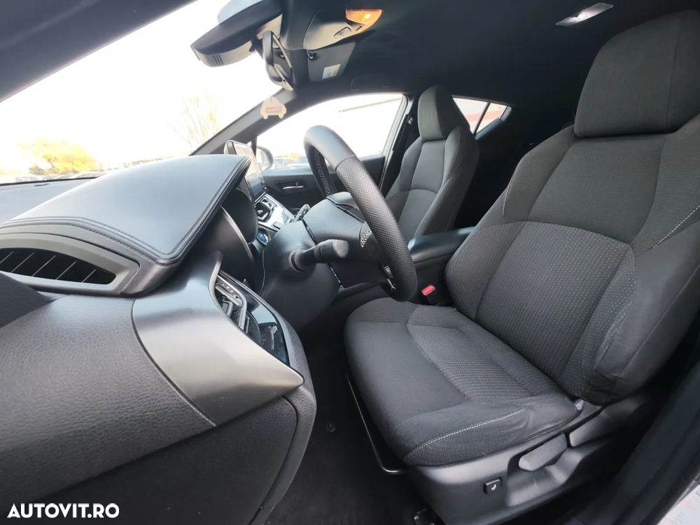 Toyota C-HR 1.8 HSD 122 CP 4x2 CVT C-enter - 11