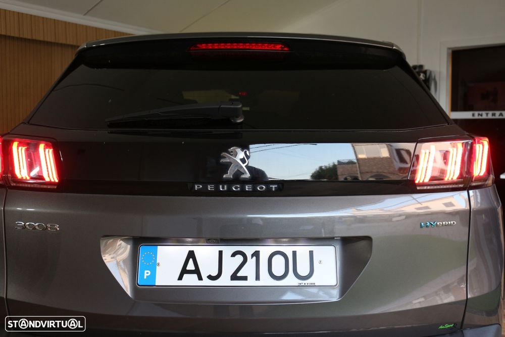 Peugeot 3008 1.6 Hybrid Allure Pack e-EAT8 - 31