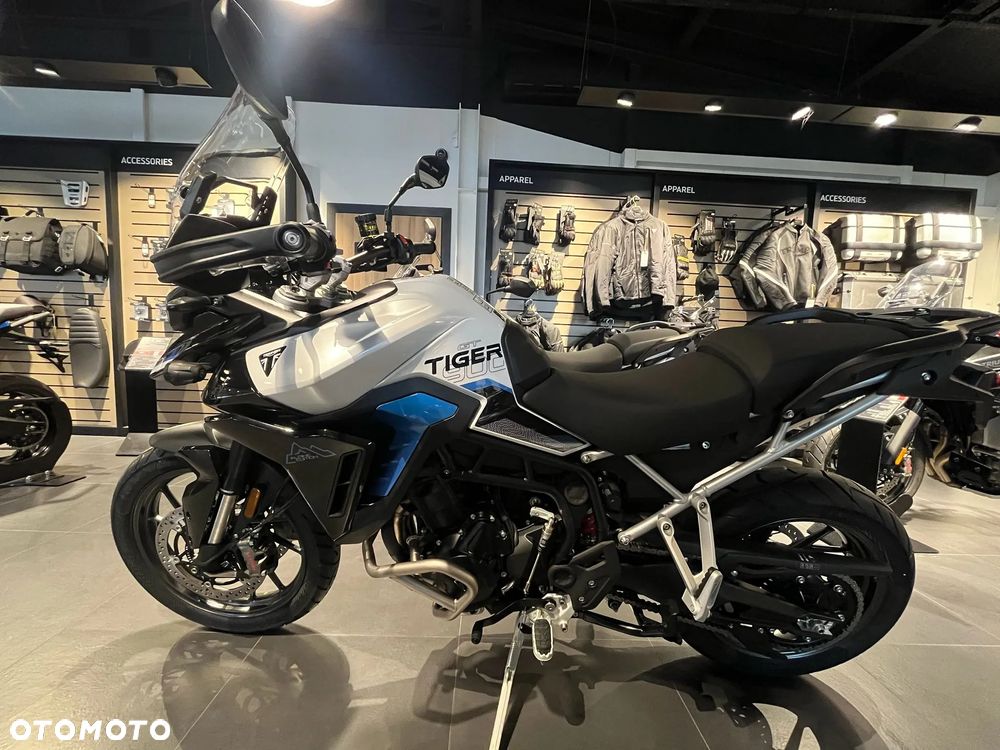 Triumph Tiger - 9
