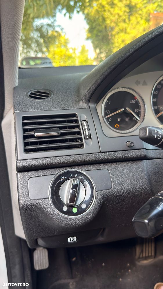 Mercedes-Benz C 280 4-Matic - 25