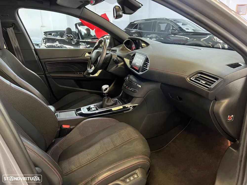 Peugeot 308 1.2 PureTech GT Line - 3