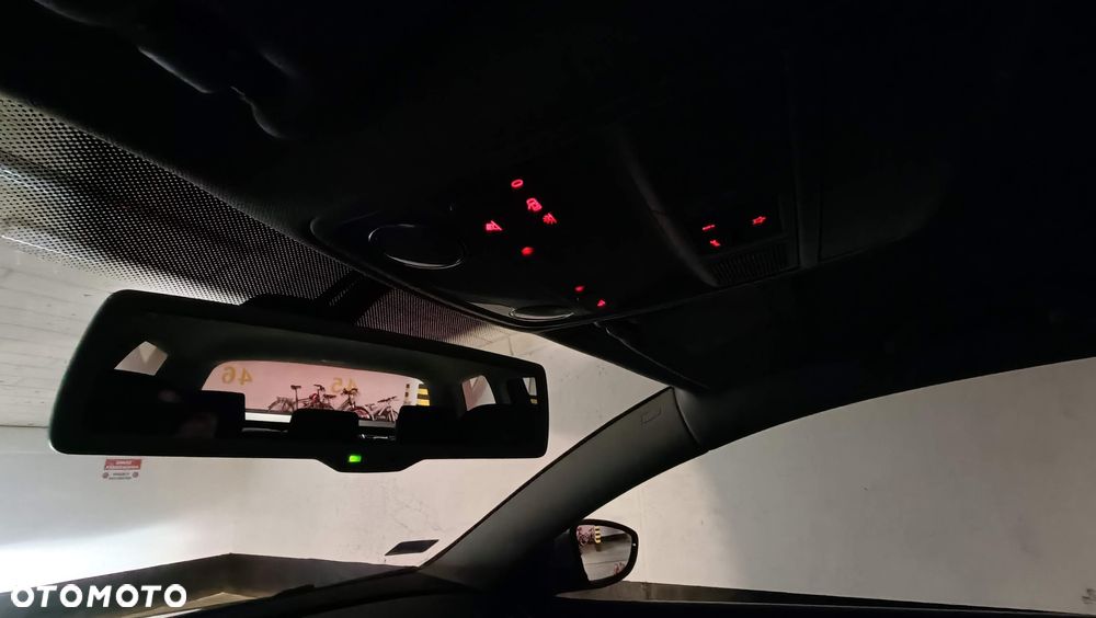 Volkswagen Passat 2.0 TDI Comfortline DSG - 20