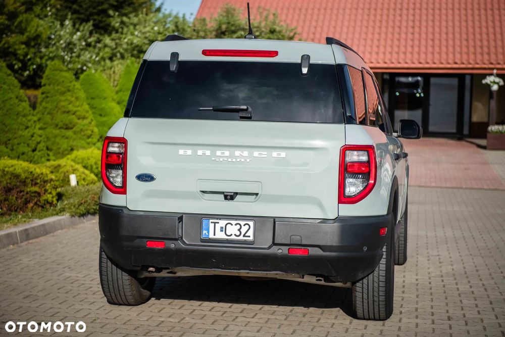 Ford Bronco - 15