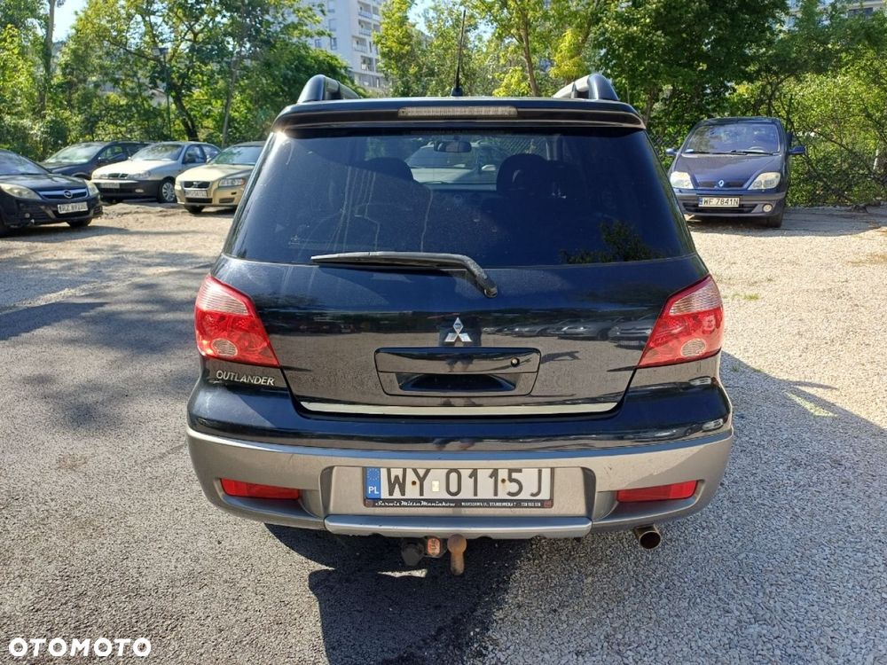 Mitsubishi Outlander - 5
