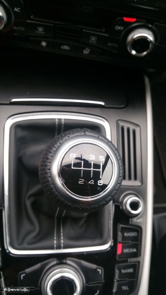 Audi A4 Avant 2.0 TDI DPF clean S line Sport Pack - 10