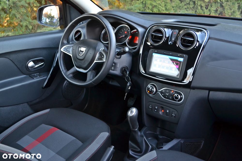 Dacia Sandero Stepway Blue dCi 95 Prestige - 20