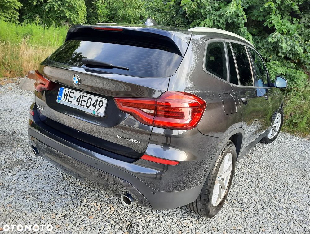 BMW X3 xDrive20i sport - 3