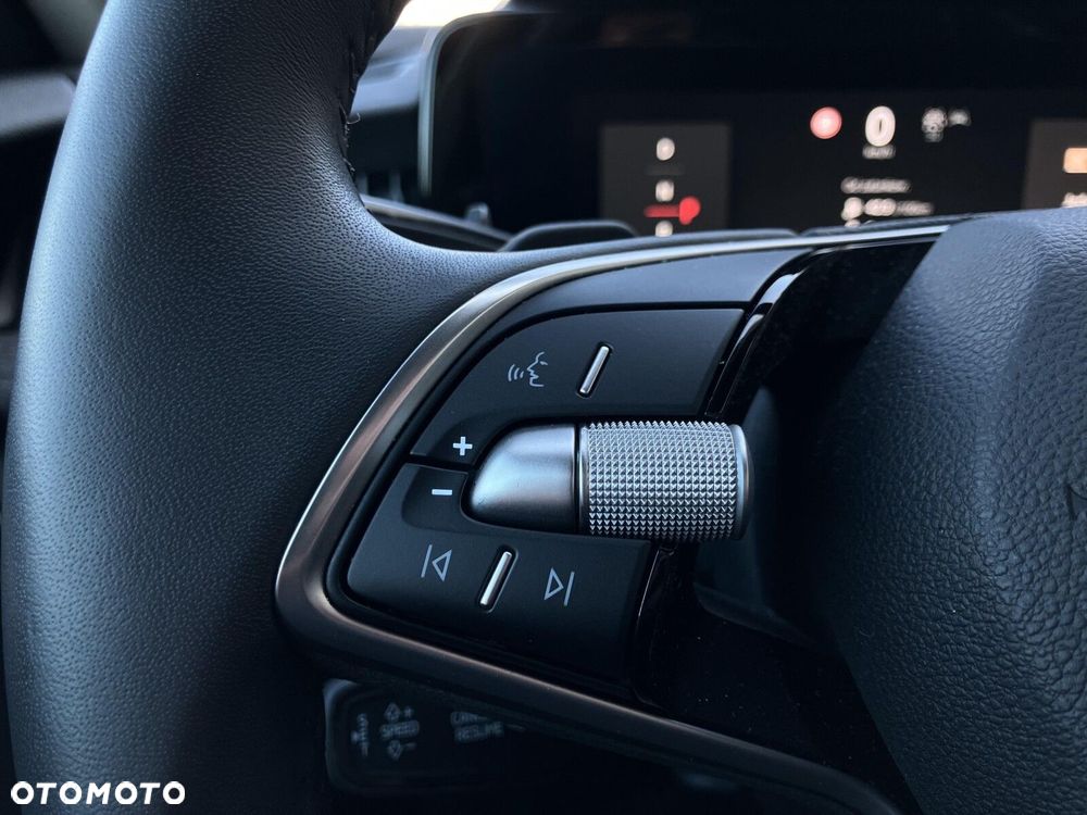 Skoda Superb 2.0 TDI SCR Selection DSG - 18