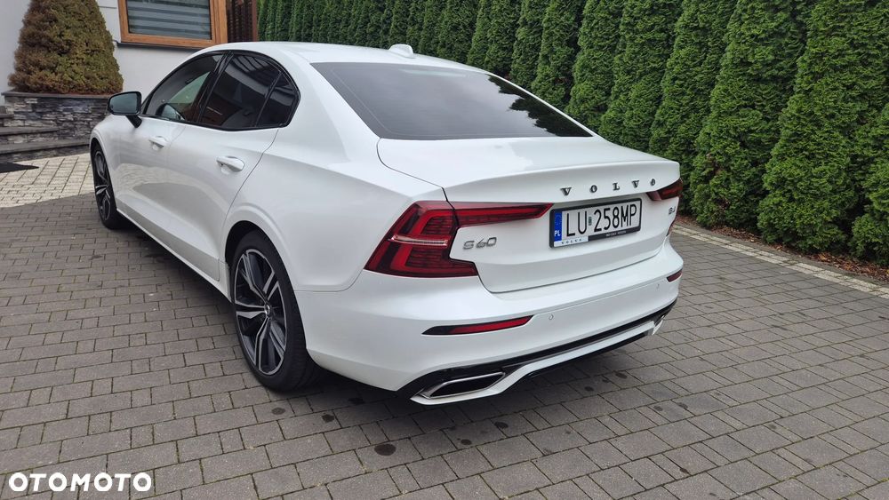Volvo S60 B4 B R-Design - 12