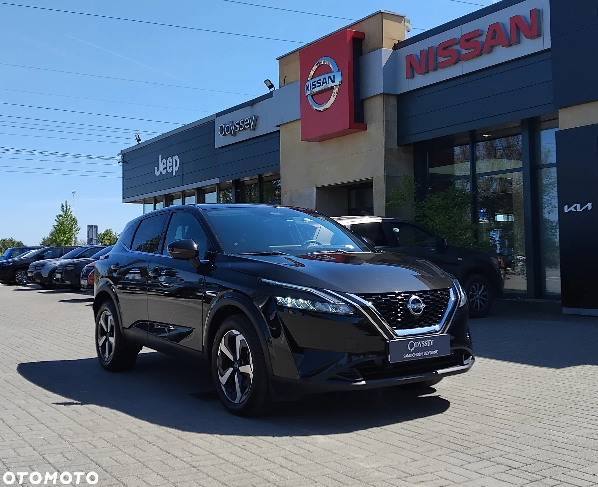 Nissan Qashqai 1.3 DIG-T mHEV N-Connecta Xtronic - 4