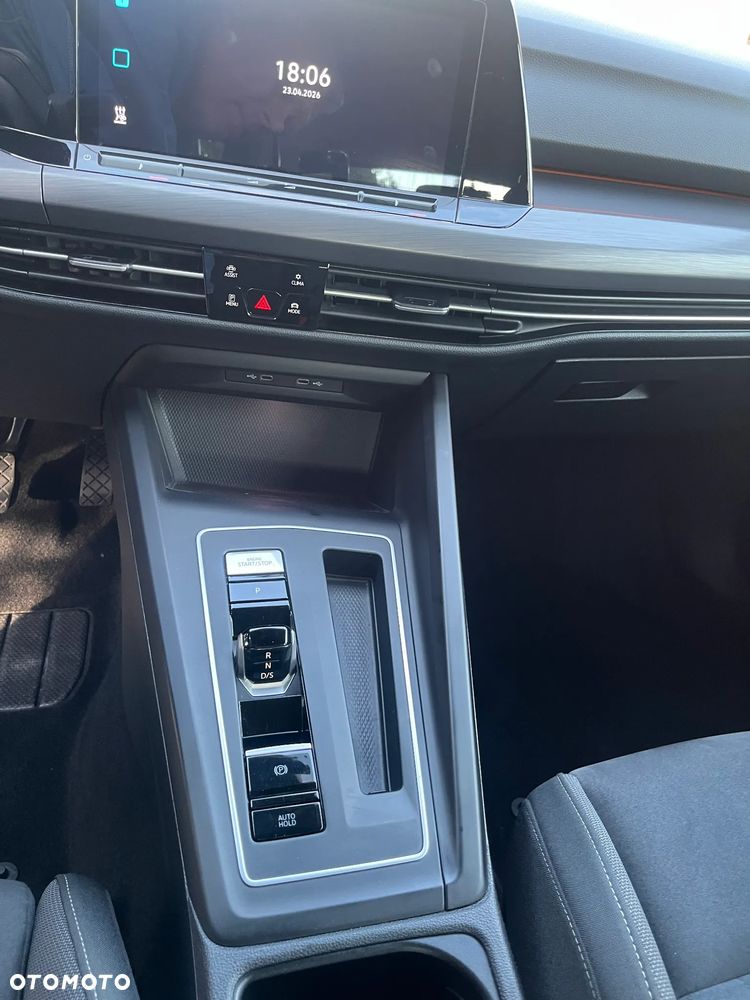 Volkswagen Golf 1.4 eHybrid OPF DSG Style - 17