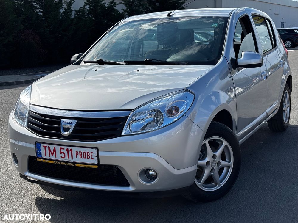 Dacia Sandero 1.2 16V 75 Laureate - 2