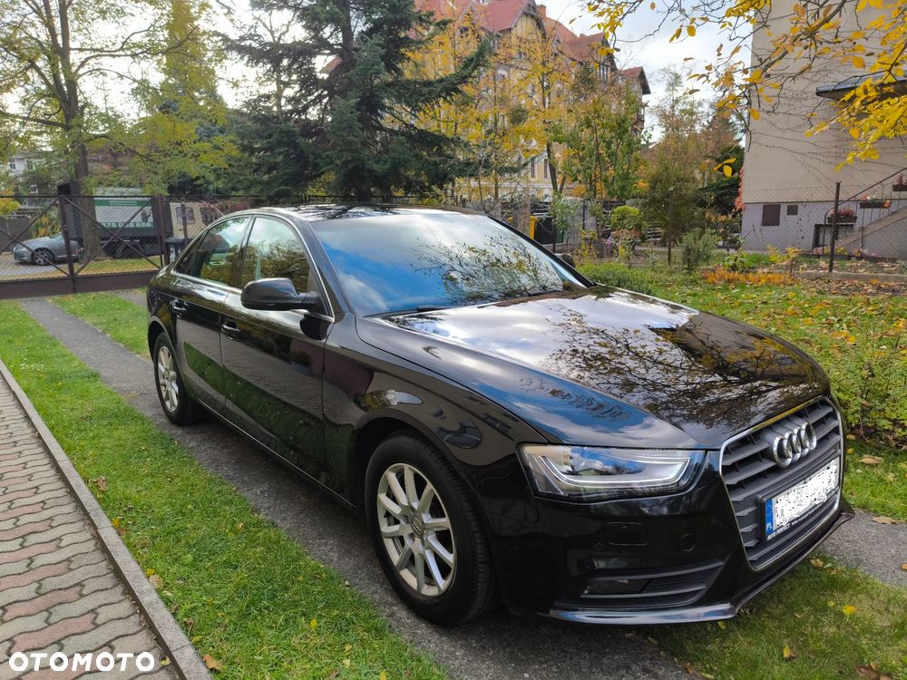 Audi A4 Limousine - 13