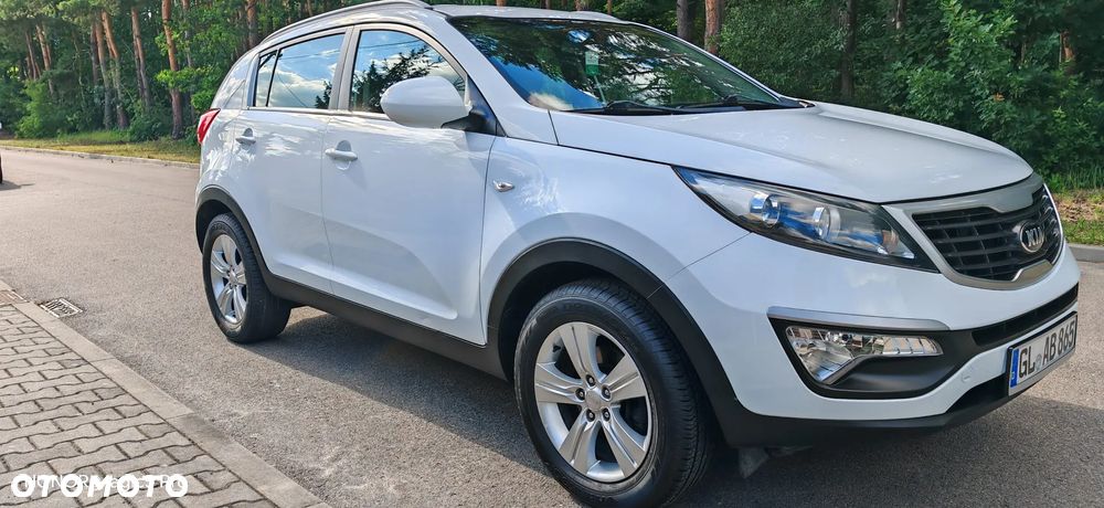 Kia Sportage 1.7 CRDI 2WD Dream-Team Edition - 18