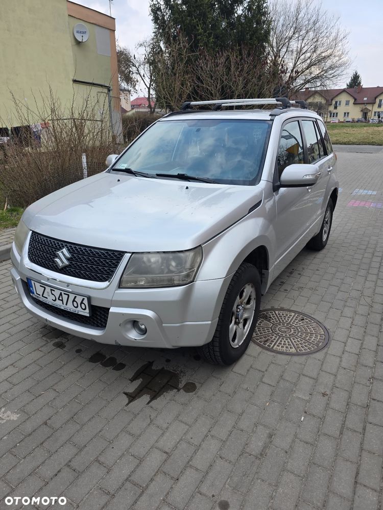 Suzuki Grand Vitara 2.0 Comfort - 1