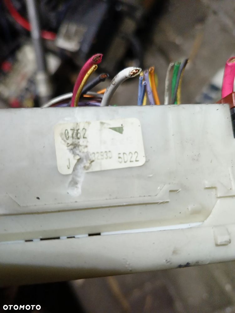 Moduł UCH BSI skrzynka bezpieczników Renault Modus Clio III - 5