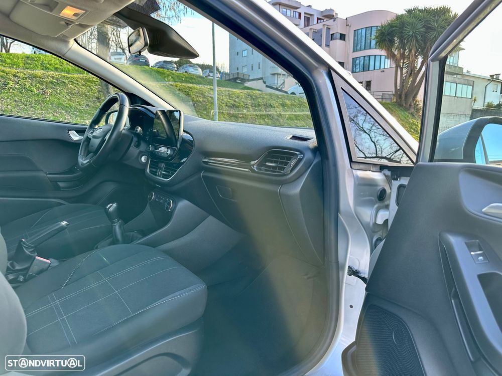 Ford Fiesta 1.1 Ti-VCT Business - 31