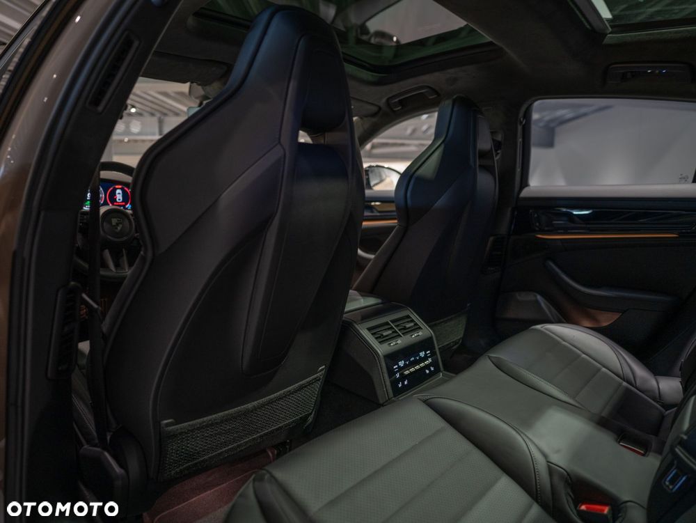 Porsche Panamera 2024