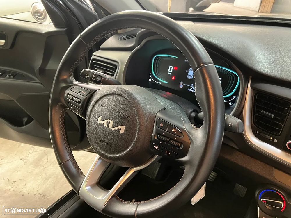Kia Stonic - 27