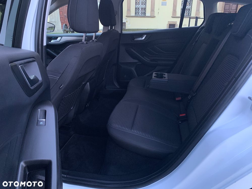 Ford Focus 2.0 EcoBlue Titanium - 19