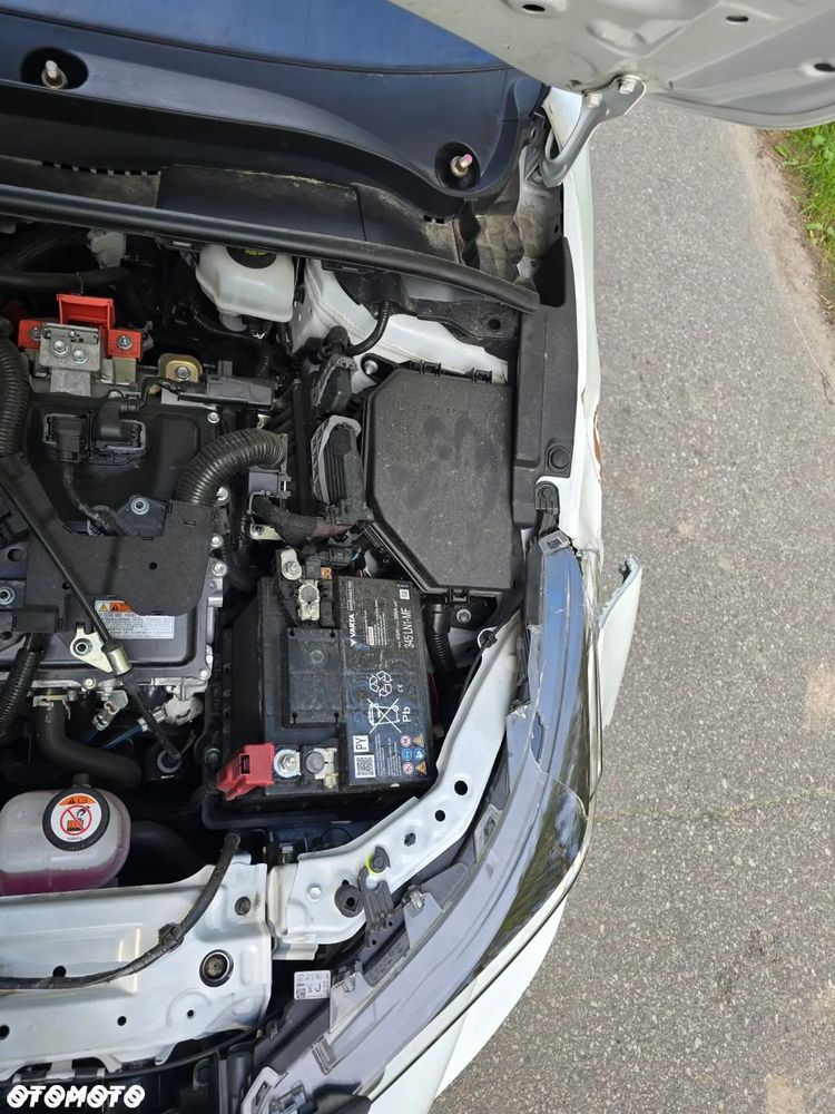 Toyota Corolla 1.8 Hybrid Comfort - 23