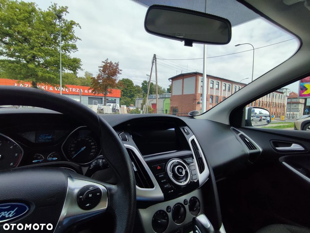 Ford Focus - 13
