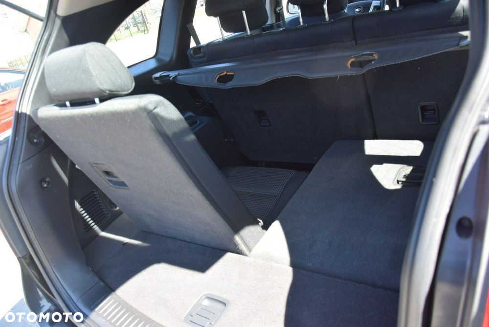 Chevrolet Captiva - 23