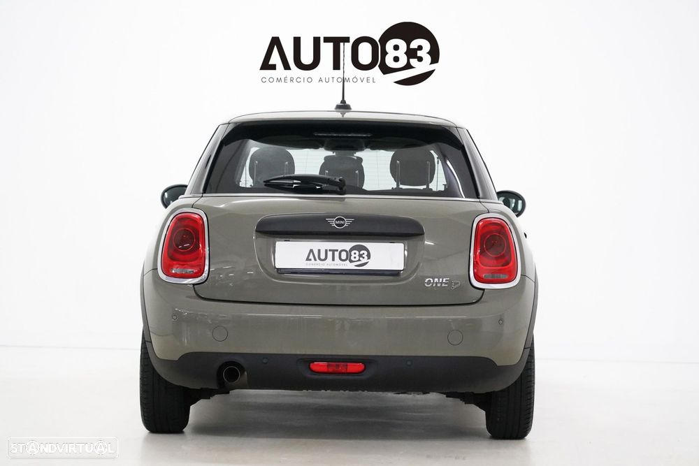 MINI 5 Portas One D - 4