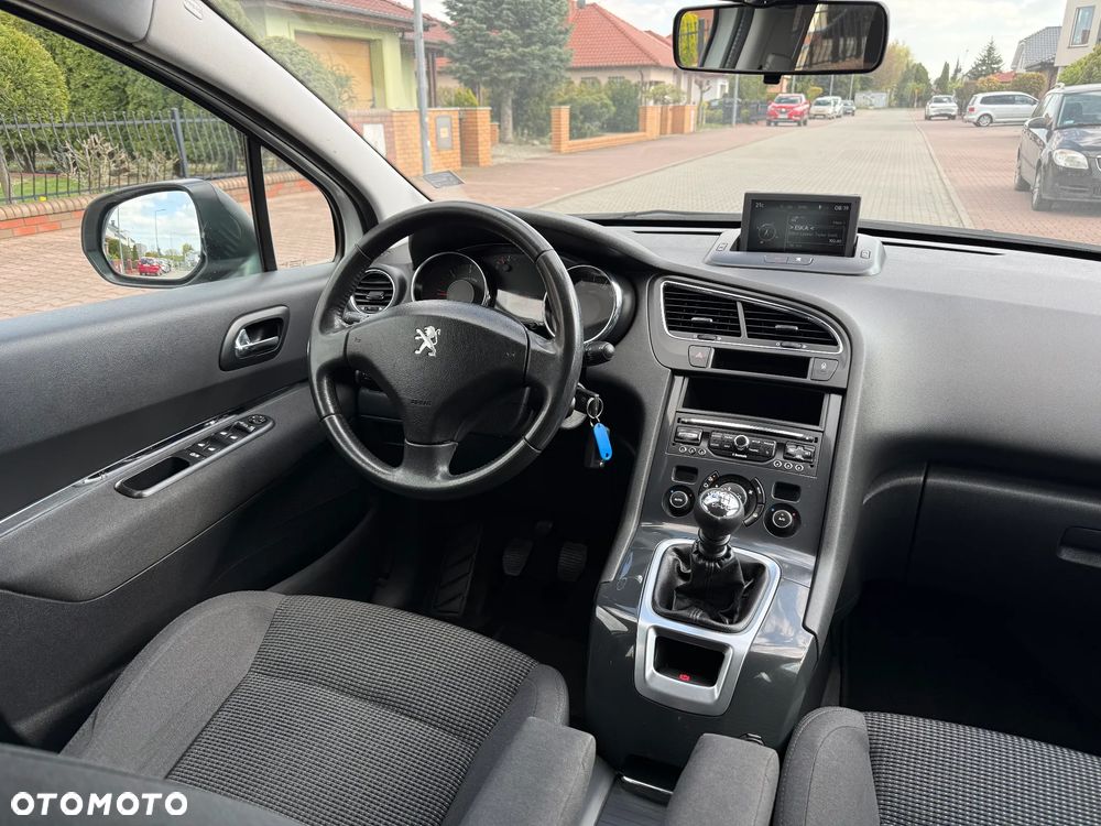 Peugeot 5008 - 6