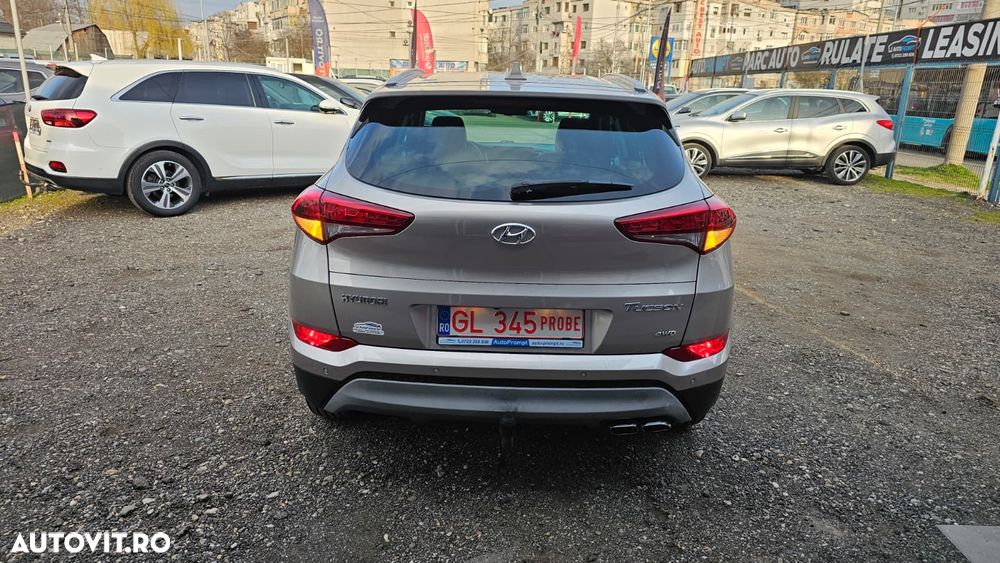 Hyundai Tucson 2.0 CRDI 4WD Automatik Style - 5