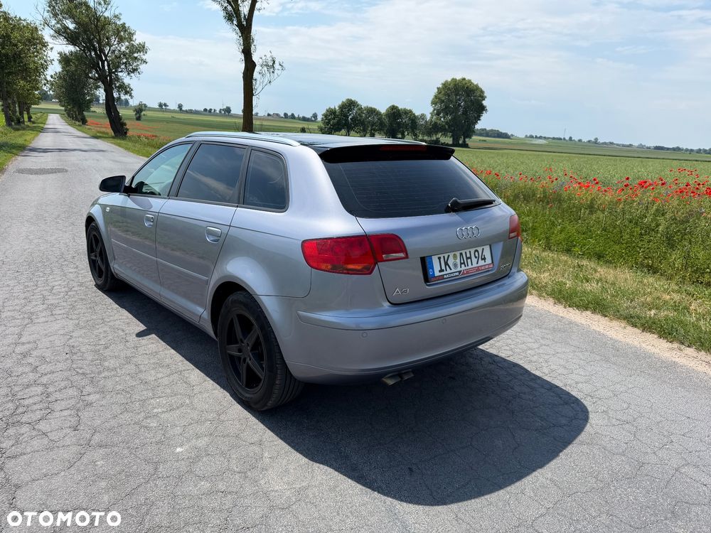 Audi A3 Sportback 2.0 TDI DPF Ambition - 4