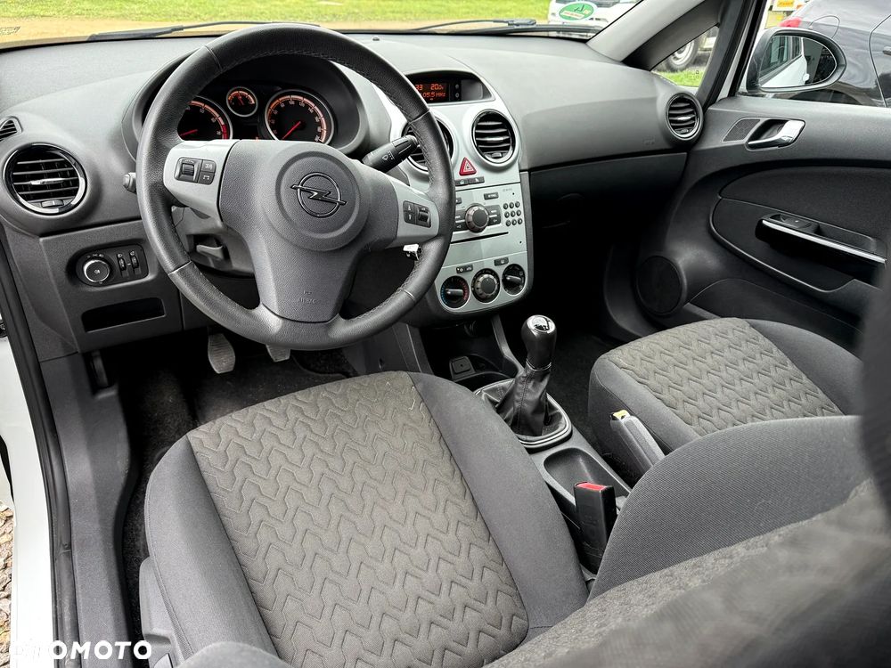 Opel Corsa 1.4 16V EcoFLEX Start-Stop Satellite - 9