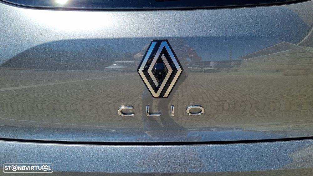 Renault Clio 1.0 TCe Techno Bi-Fuel - 24