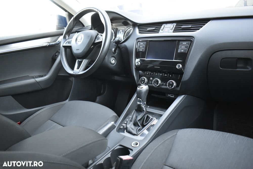 Skoda Octavia - 35