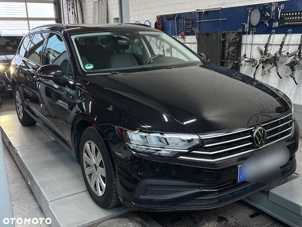 Volkswagen Passat - 3