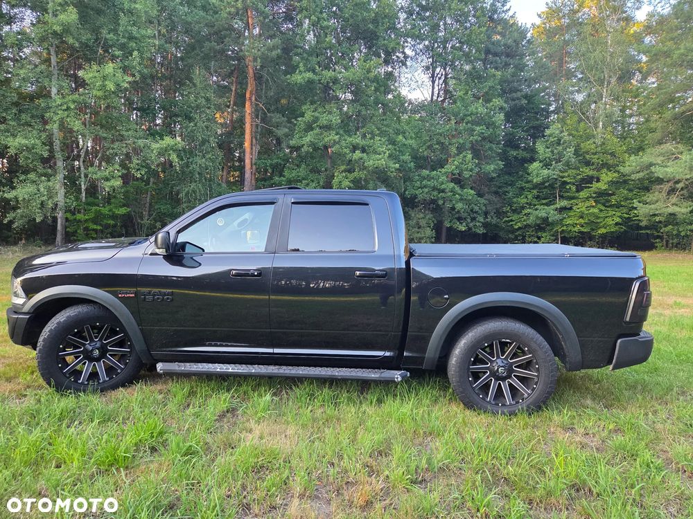 Dodge RAM 5.7 4x4 - 4