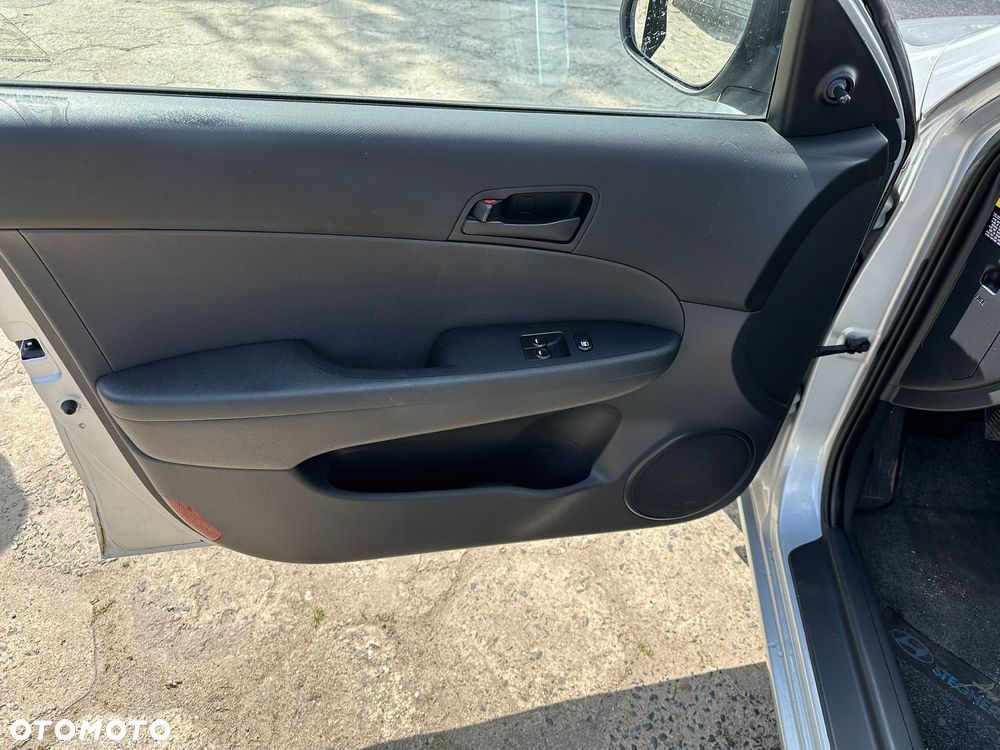 Hyundai i30 1.4 Blue Classic - 12