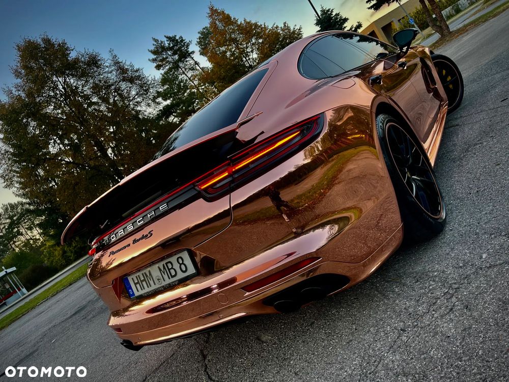 Porsche Panamera - 33