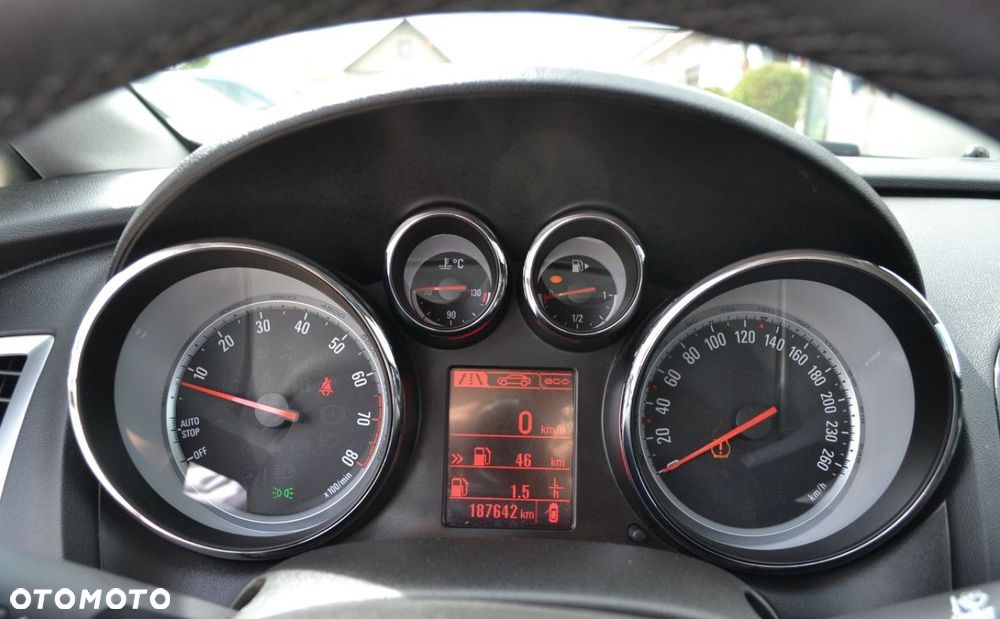 Opel Astra 1.4 Turbo Active - 25