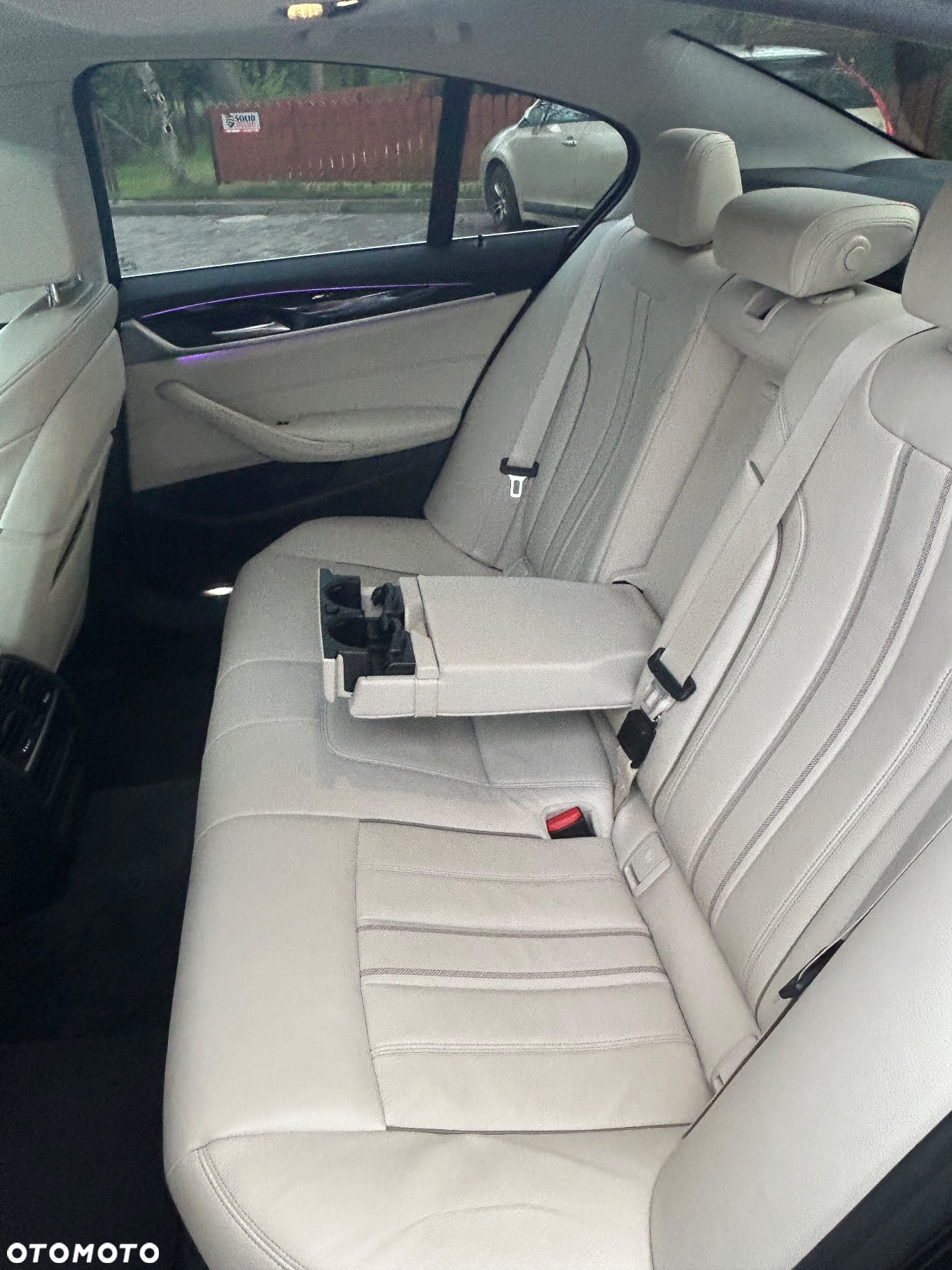 BMW Seria 5 520d Luxury Line - 14