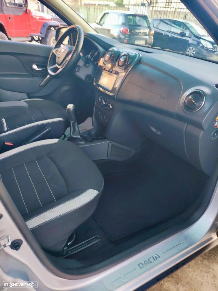 Dacia Logan MCV 0.9 TCe Stepway - 21