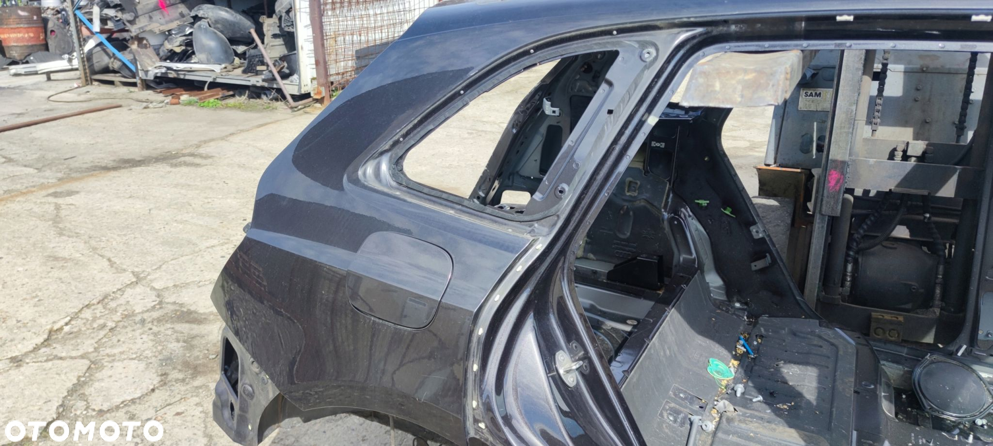 ĆWIARTKA BŁOTNIK PRÓG PRAWY TYŁ AUDI Q5 8R LZ7L - 4