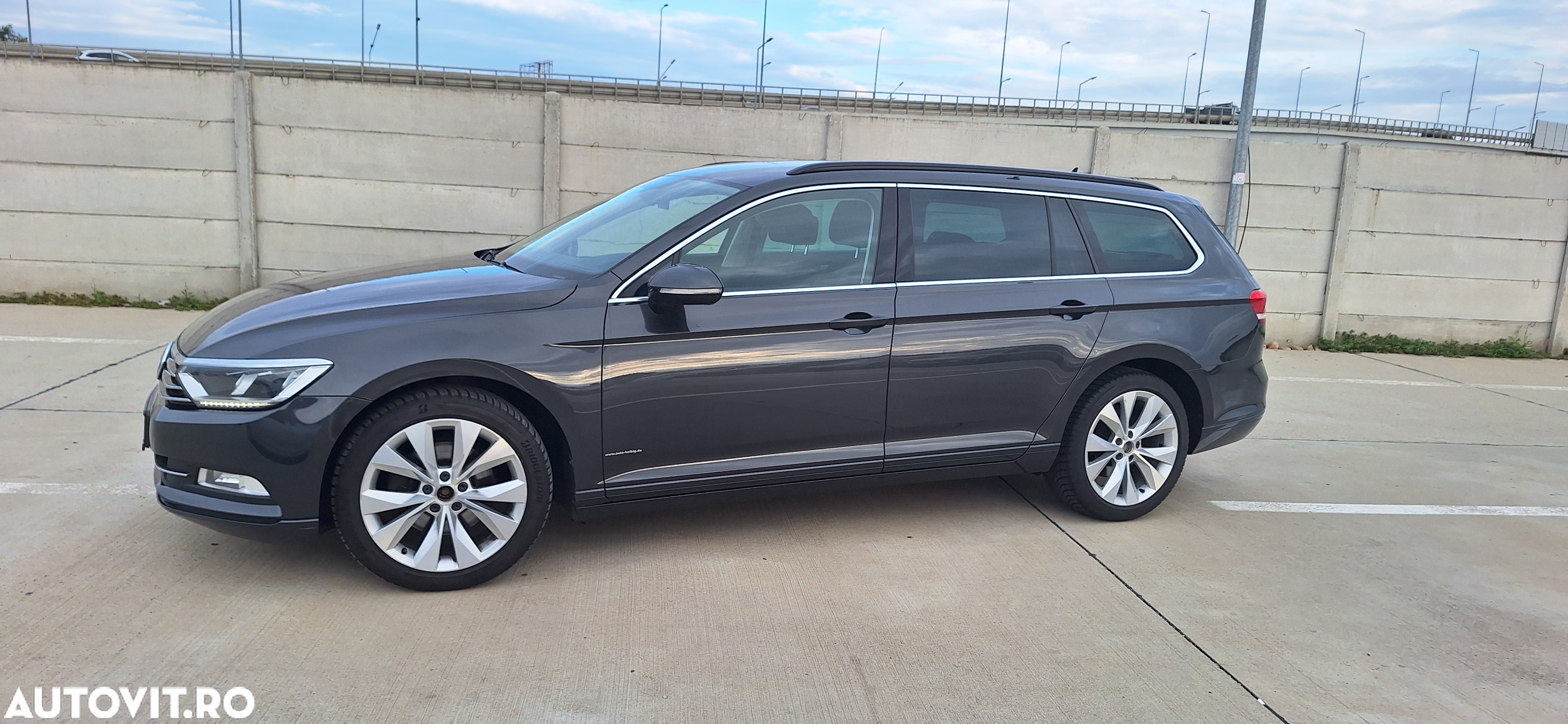 Volkswagen Passat Variant 2.0 TDI SCR DSG - 3