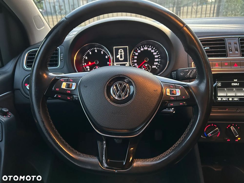 Volkswagen Polo 1.2 TSI BMT Comfortline - 10